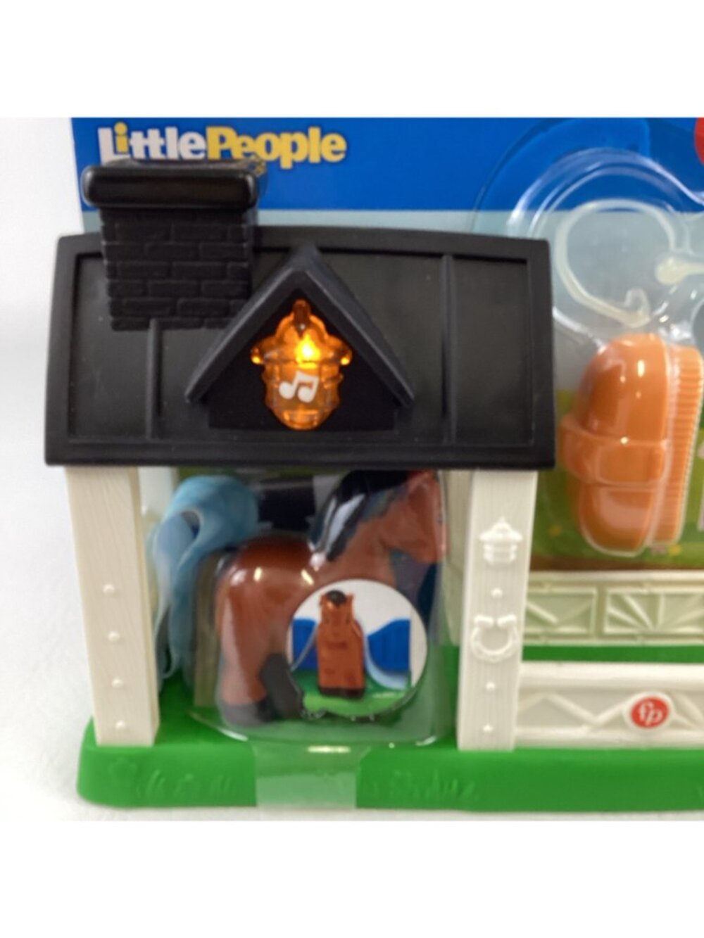 Fisher Price Little People Musical Horse Stable Playset Lights Sounds 2021 Toy - Picture 2 of 6